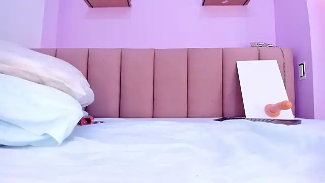 camila scoth online show from 28, 7, 2026