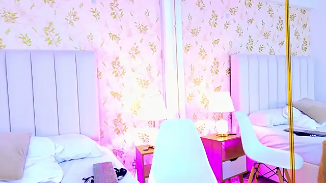 Khloe Moon online show from 1, 5, 2026