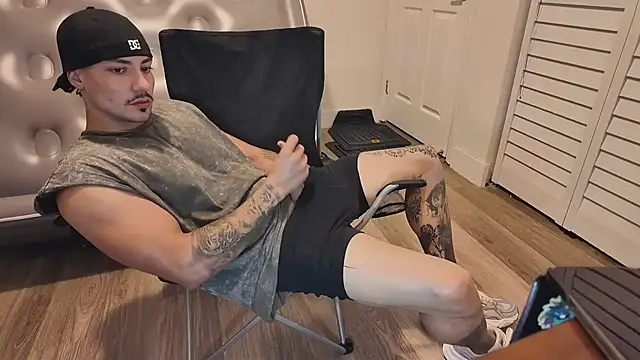 Alejandrosolerxxx online show from 7, 3, 2026