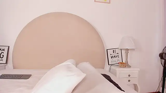 jaccob 18 online show from 24, 2, 2026