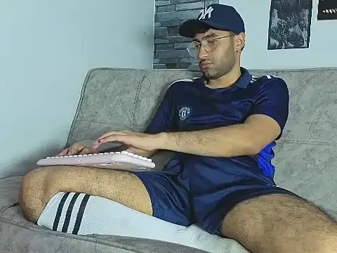 Snapshot of Justdavid_ chatting on 2, 4, 2026 Justdavid online show from 2, 4, 2026