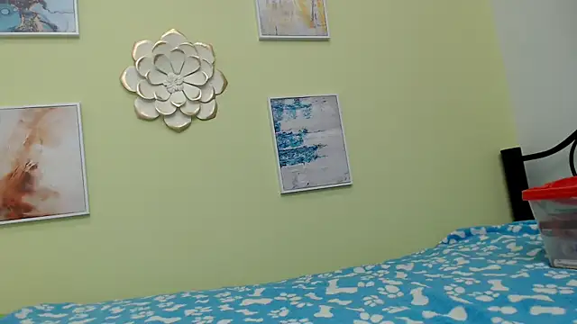 skinnysexy18 online show from 6, 5, 2026