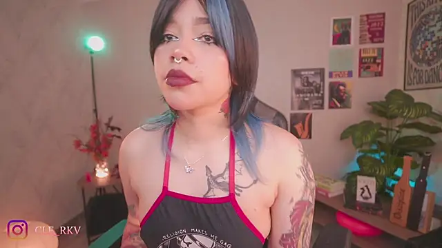 violette clerk1  online show from 10, 5, 2026