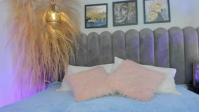 Bella  Peach online show from 1, 5, 2026