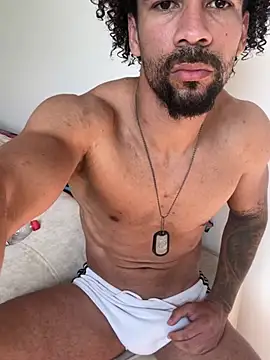 Yourman18c online show from 22, 7, 2026