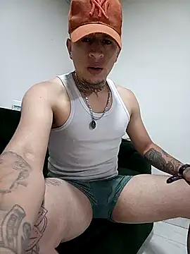 Snapshot of Valentino_dominusSex chatting on 19, 3, 2026 Valentino dominusSex online show from 19, 3, 2026