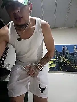 Valentino dominusSex online show from 3, 5, 2026