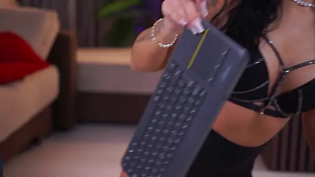 YanaSultana online show from 16, 3, 2026