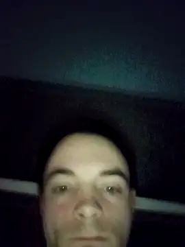 Snapshot of thom7246 chatting on 5, 3, 2026 thom7246 online show from 5, 3, 2026