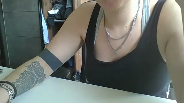 Snapshot of Geileboef28 chatting on 15, 3, 2026 Geileboef28 online show from 15, 3, 2026