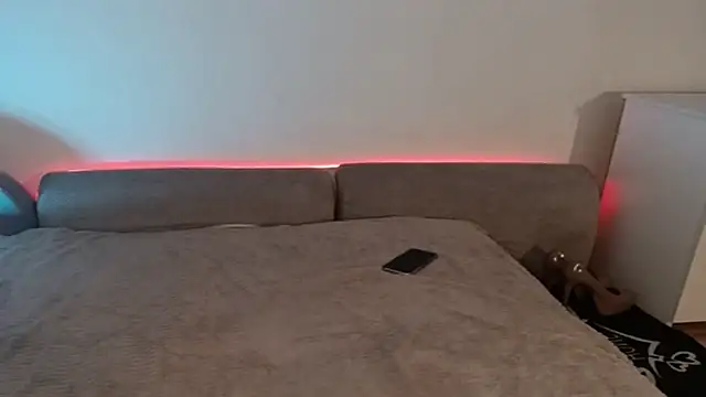 JuliRay online show from 18, 3, 2026