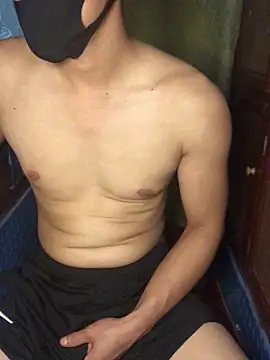 Snapshot of _Men_2026 chatting on 11, 3, 2026 Men 2026 online show from 11, 3, 2026