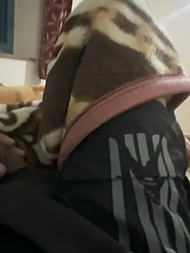 youngboywithcurvymilf online show from 6, 3, 2026