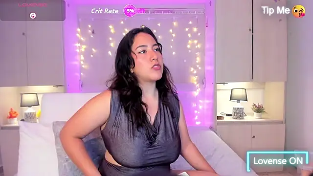 ElaRey  online show from 28, 7, 2026