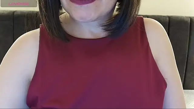 MoriahStorm online show from 12, 5, 2026