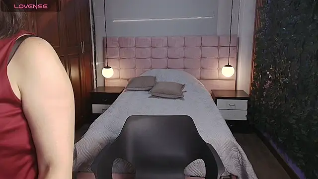 MoriahStorm online show from 10, 6, 2026