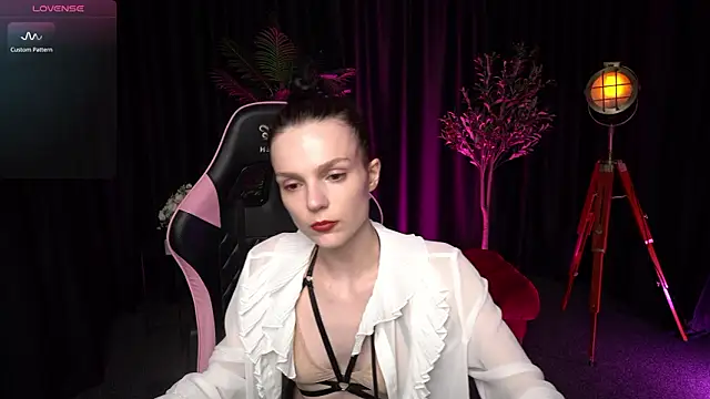 Snapshot of Wild_Alice_me chatting on 6, 3, 2026 Wild Alice me online show from 6, 3, 2026