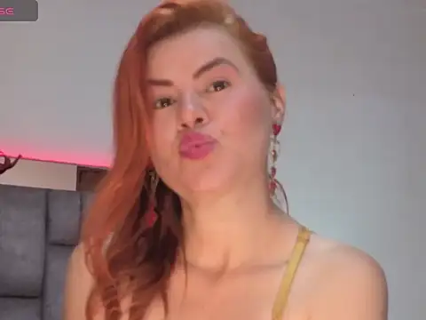 Xiomara-Suarez01 online show from 22, 4, 2026