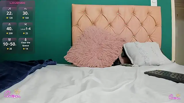 Camila Tits online show from 30, 4, 2026
