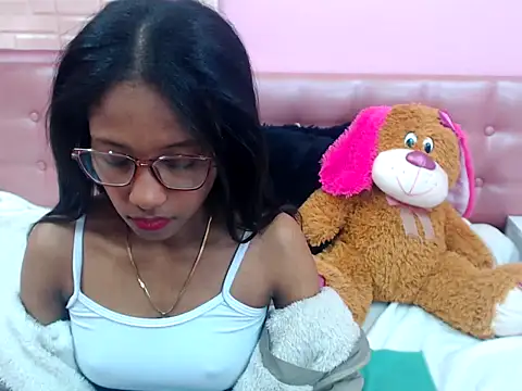 Snapshot of cutedoll4u chatting on 4, 3, 2026 cutedoll4u online show from 4, 3, 2026