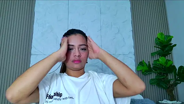 DulceQueen1 online show from 2, 3, 2026