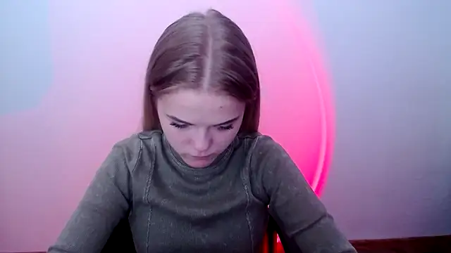 Snapshot of FoxiLana chatting on 18, 3, 2026 FoxiLana online show from 18, 3, 2026