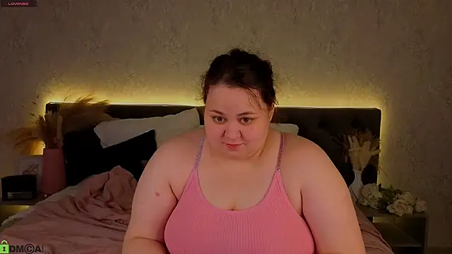 MoonlitAdele online show from 29, 4, 2026
