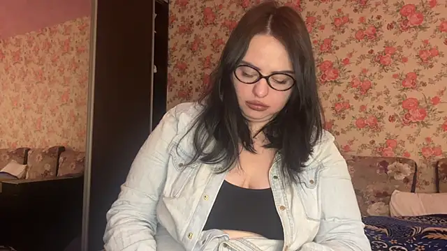 CherylEdwards online show from 28, 3, 2026