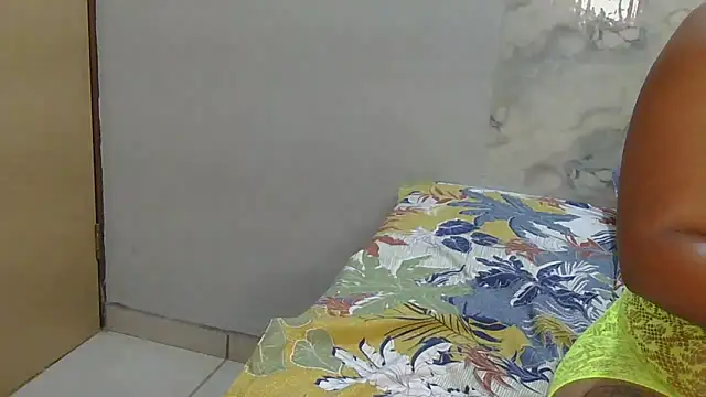 Snapshot of CaramelHotGirl chatting on 14, 3, 2026 CaramelHotGirl online show from 14, 3, 2026