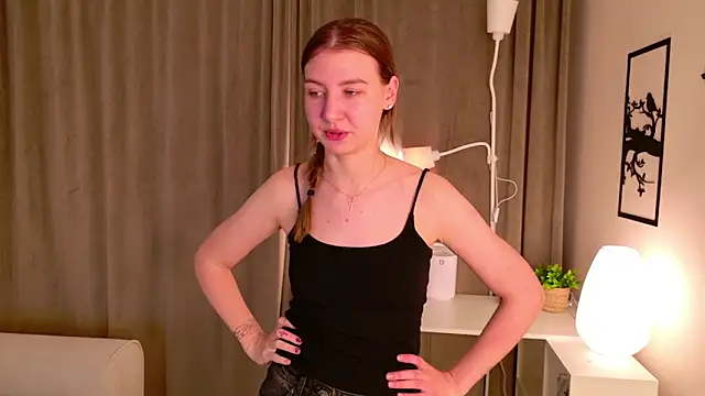 PinkClou9 online show from 5, 4, 2026