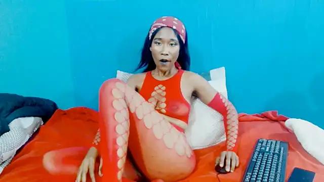 Snapshot of QueenYc chatting on 4, 3, 2026 QueenYc online show from 4, 3, 2026