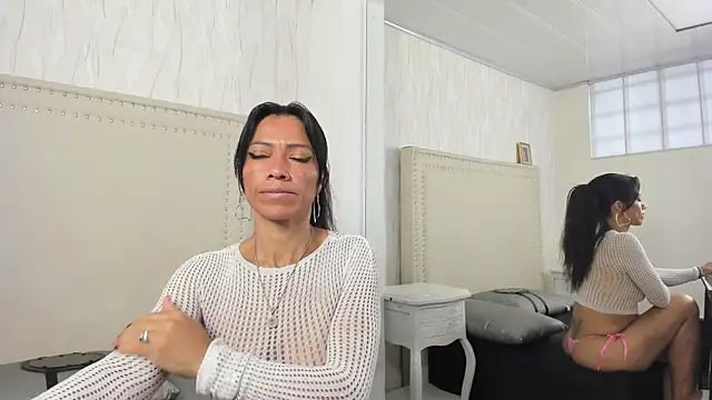 FernandaAvilax online show from 13, 4, 2026