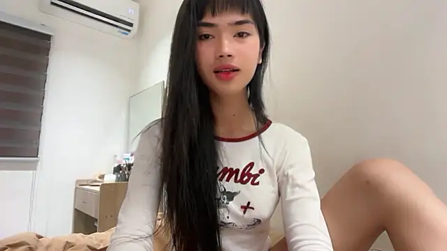 Claire Bearxx online show from 27, 7, 2026