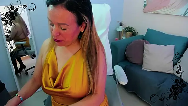 Snapshot of Ivonne_4 chatting on 5, 3, 2026 Ivonne 4 online show from 5, 3, 2026