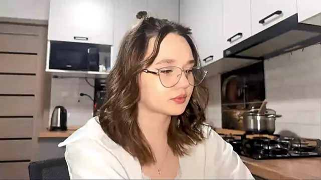 AinaSmith online show from 17, 3, 2026