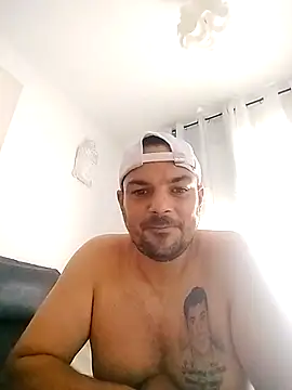 Snapshot of morenitoymorena chatting on 9, 4, 2026 morenitoymorena online show from 9, 4, 2026