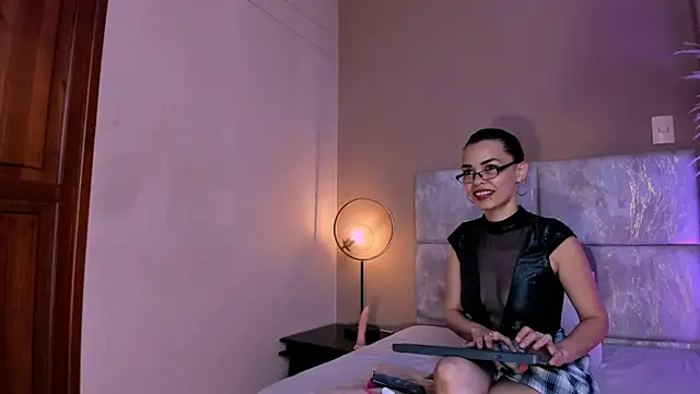 KatrionaNyx online show from 29, 4, 2026