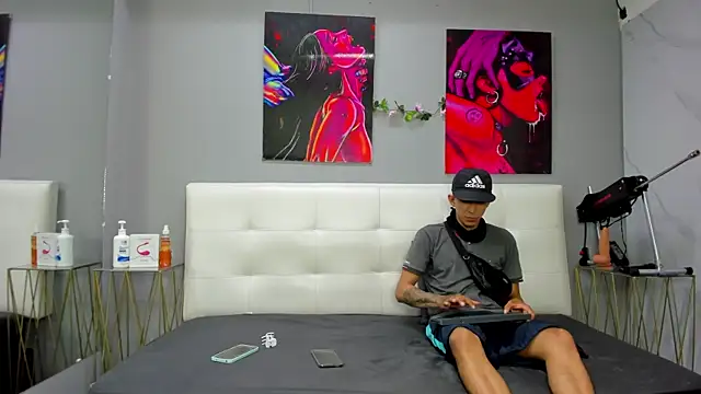 ahsly78Bryan online show from 1, 5, 2026