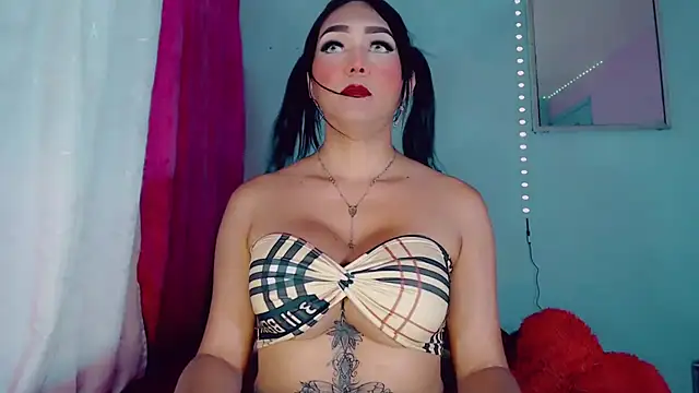 DeboraGill online show from 23, 6, 2026