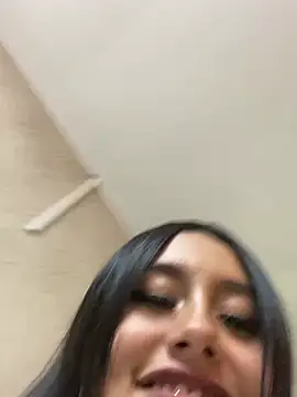 valeria pink18 online show from 24, 3, 2026