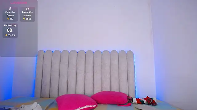 Snapshot of MiaFoox__ chatting on 26, 2, 2026 MiaFoox online show from 26, 2, 2026