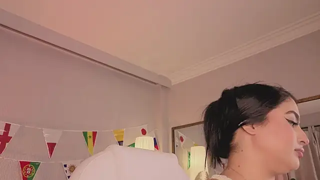 Stephany Harlot online show from 14, 6, 2026
