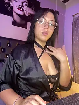 Emmabekerr online show from 20, 3, 2026