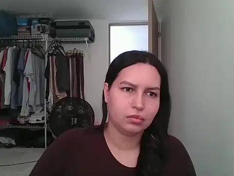 Ivonee777 online show from 5, 3, 2026