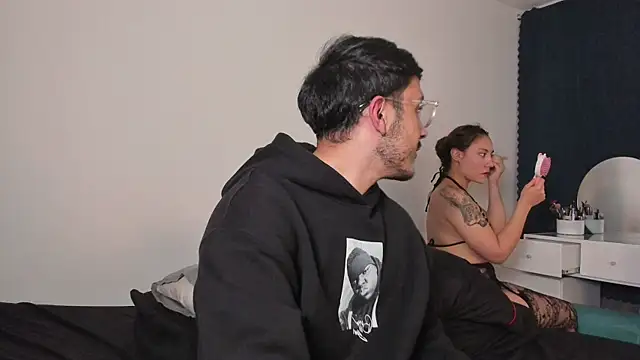 alphaandmuse online show from 4, 8, 2026