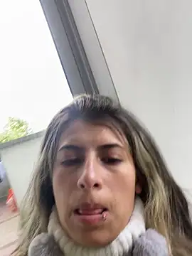 Candy Lennon online show from 15, 3, 2026