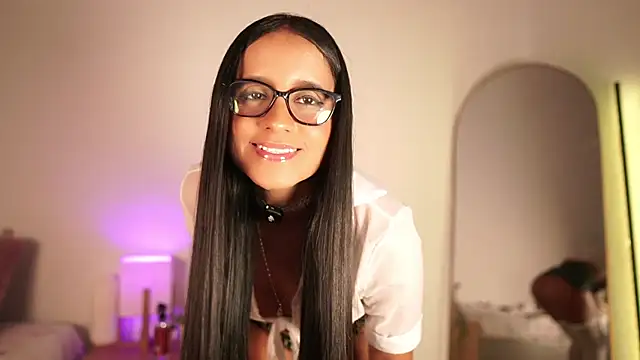 monicaflowerr online show from 30, 7, 2026