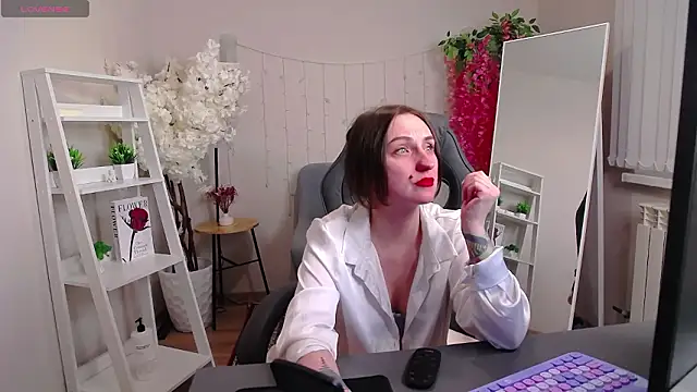 AlexaVitton online show from 24, 3, 2026