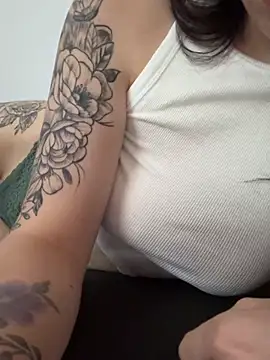 Lizzy Wild online show from 21, 4, 2026