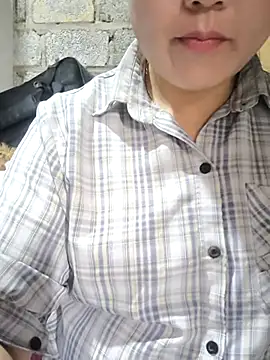 MayEva ly online show from 27, 4, 2026